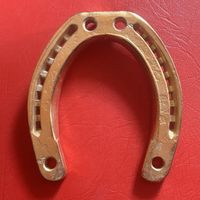 Beschlag Hufeisen 16cm goldfarben