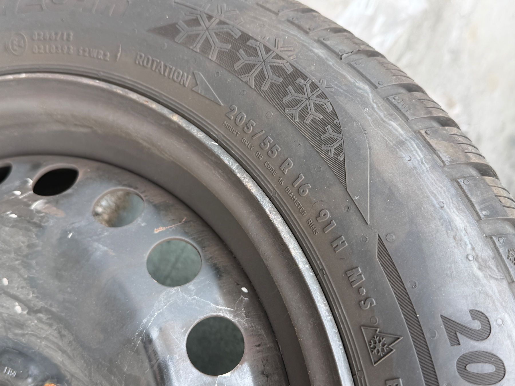 Pneumatici & Ruote complete: Vier Winterräder zu Ford Focus – Usato da Gordola venduto da admniw 2