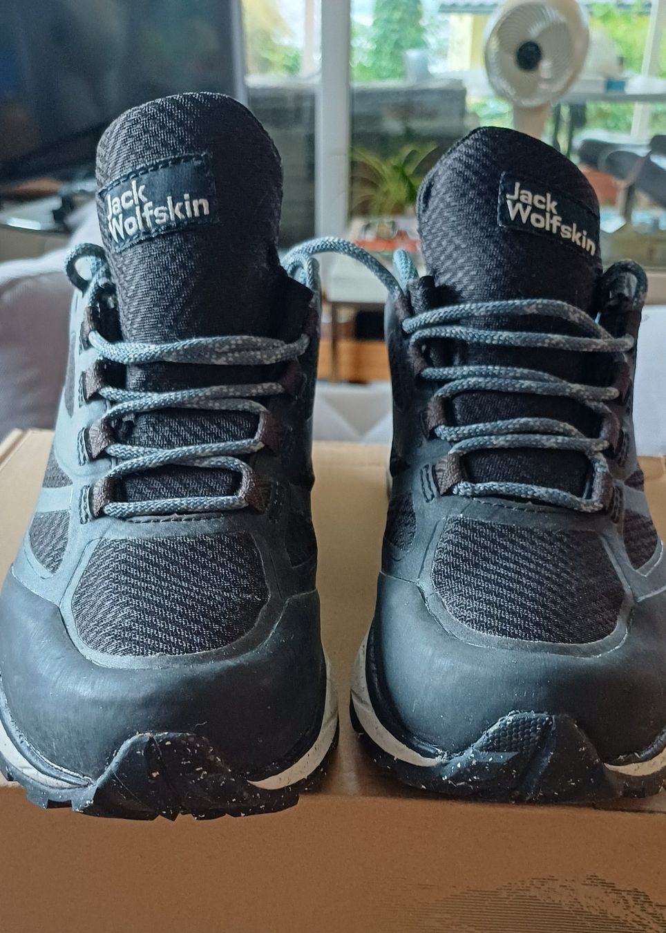 Chaussures hommes: Jack Wolfskin  Wanderschue Gr.37,5 – D'occasion à Thun par Pokemonomania