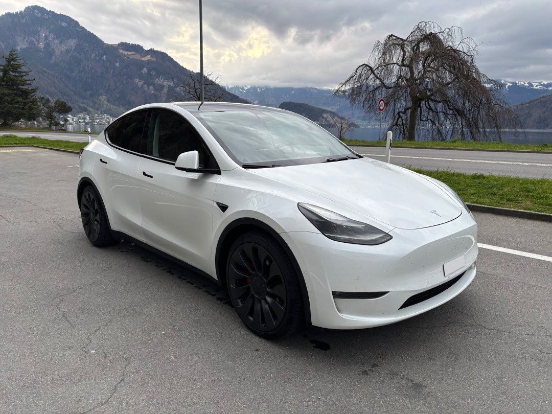 Tesla Automobili: Tesla Model Y Performance AWD – Usato da Kriens venduto da sxmi 4