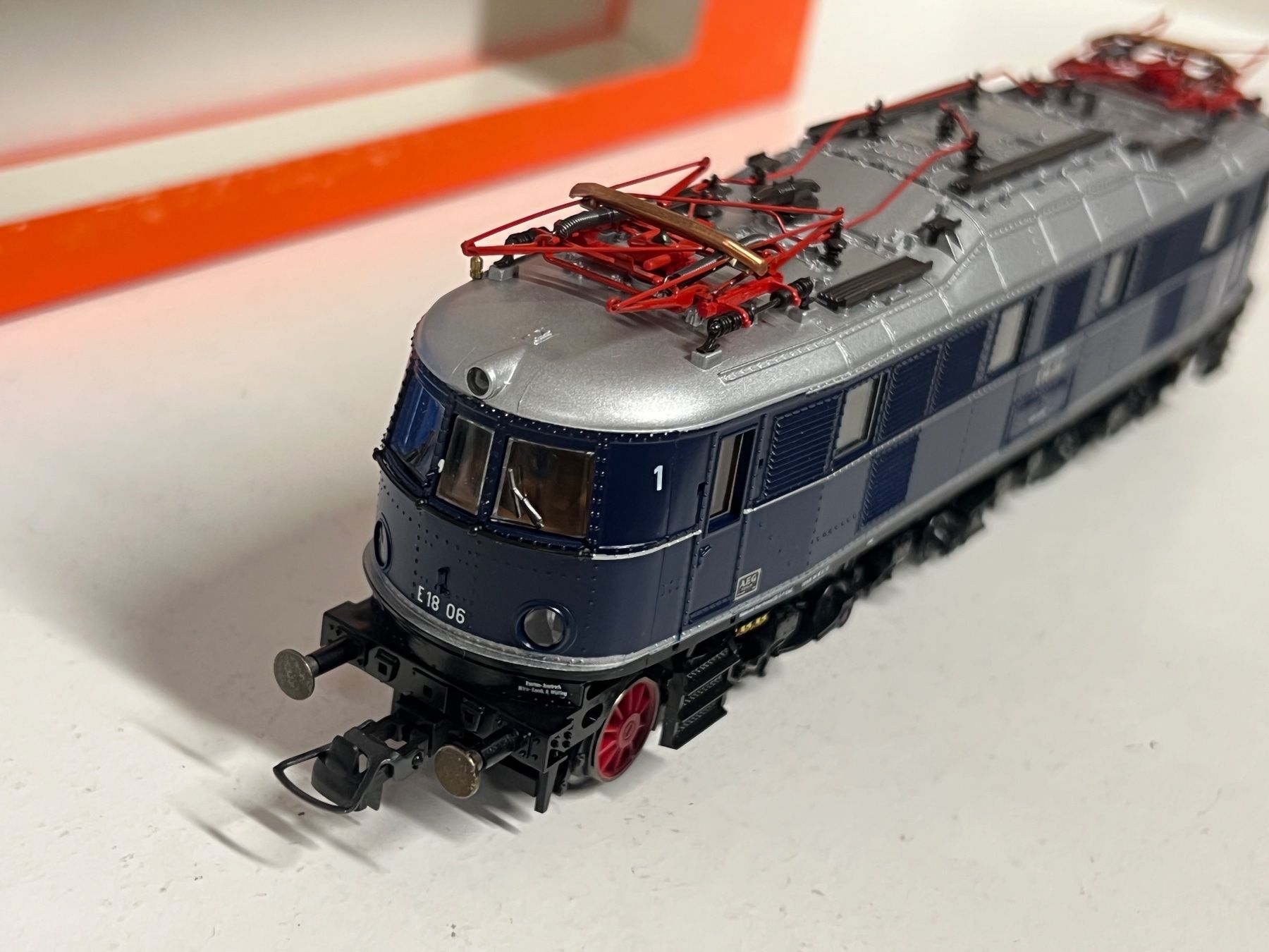 Roco Modellini di ferrovie: Roco  43886 DB E 18 06 AC Analog H0 – Usato da Geroldswil venduto da TopTrain54 3
