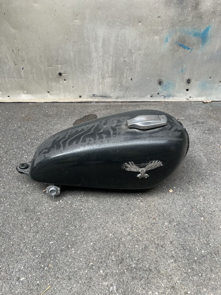 Yamaha Tutti i ricambio per moto: Yamaha XS 650 Tank – Usato da Luzern venduto da Mafff 1