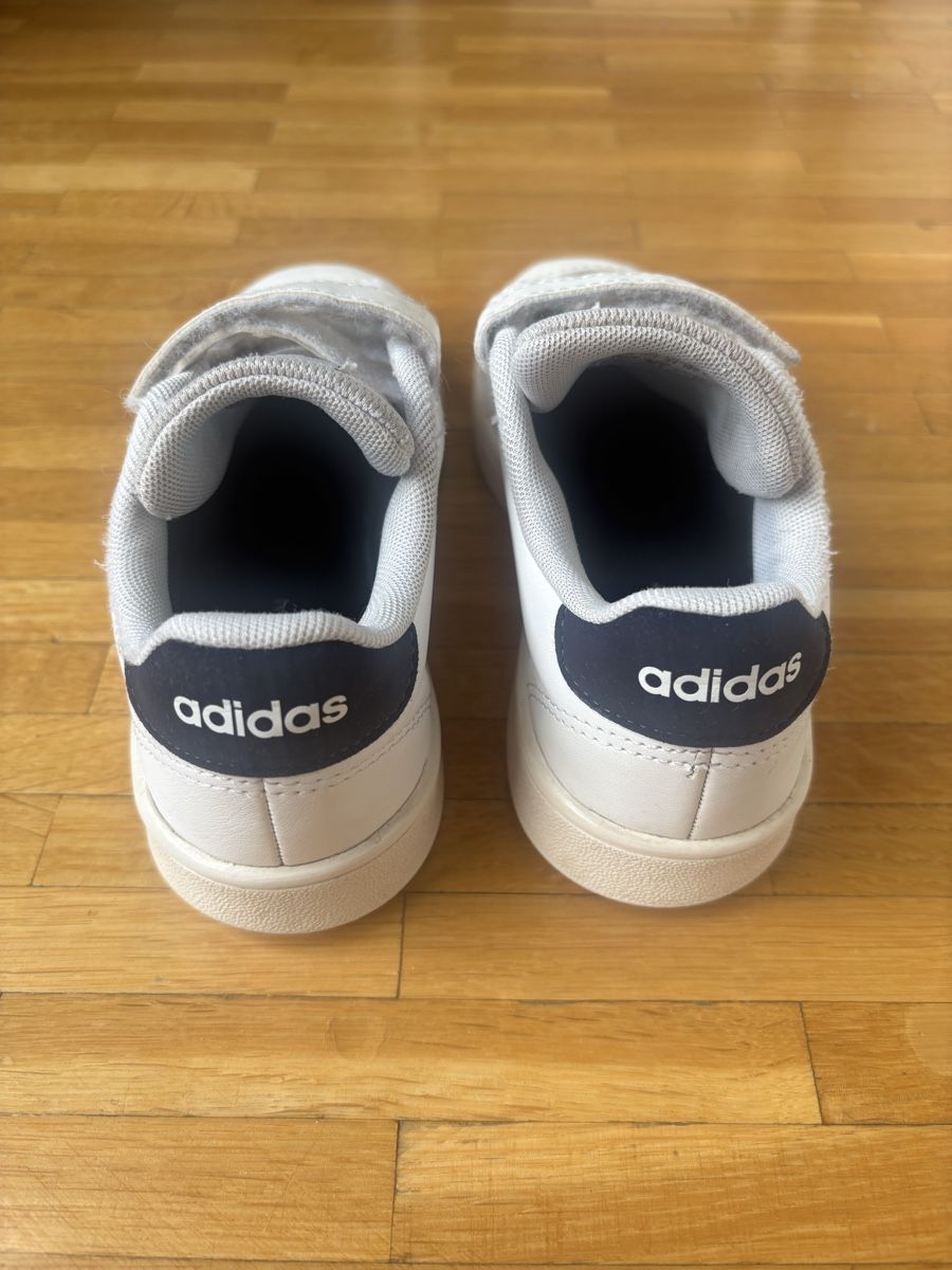 Adidas Scarpe per ragazzi: Adidas enfant 31 baskets  – Usato da Chêne-Bougeries venduto da CeliaMate 6