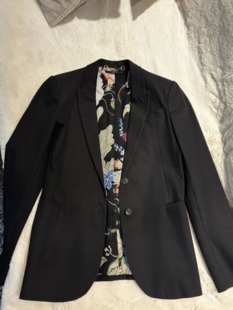 Veste Gucci noire, doublure florale edition Kris Knight (36)