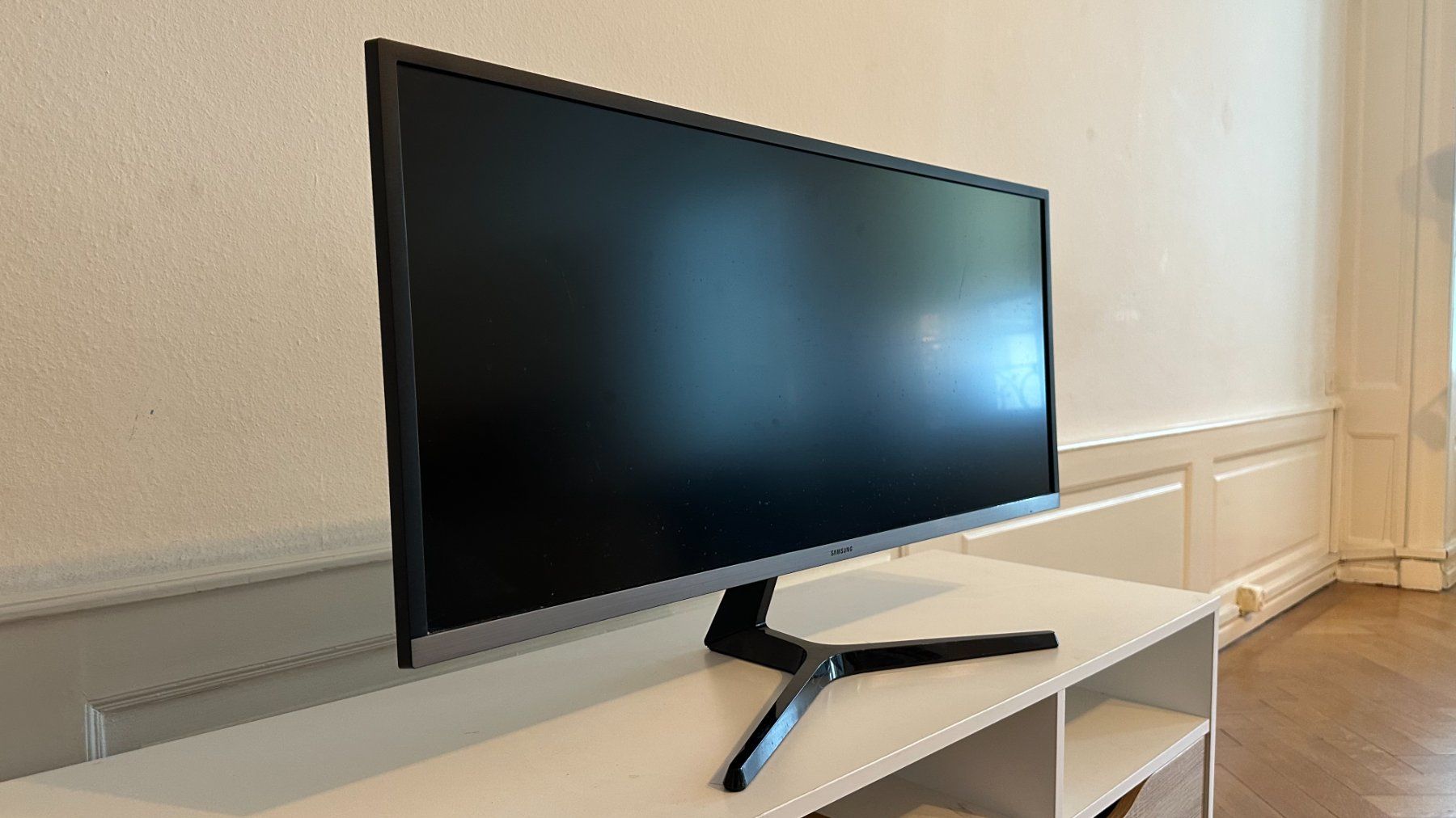 Monitor: Moniteur Samsung Ultra Wild 34'' – Usato da Fribourg venduto da Raphael-I 1