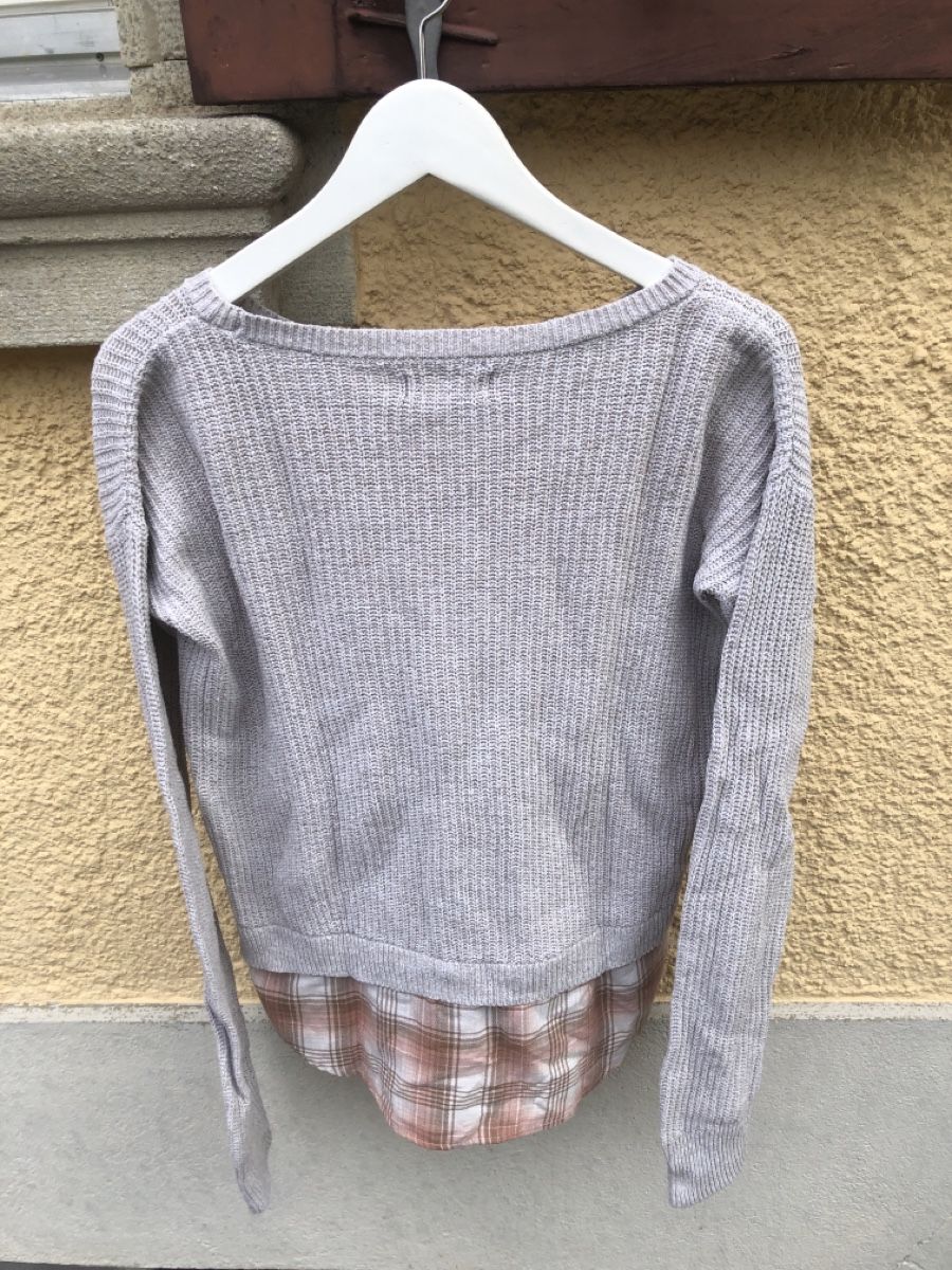 Hollister Pullover & Sweatshirts: Hollister Strickpullover mit Hemd-Einsatz – Gebraucht aus Wädenswil von Pixie_ 1