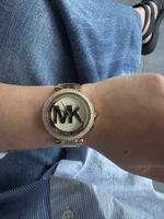 Montre Michael Kors femme élégante