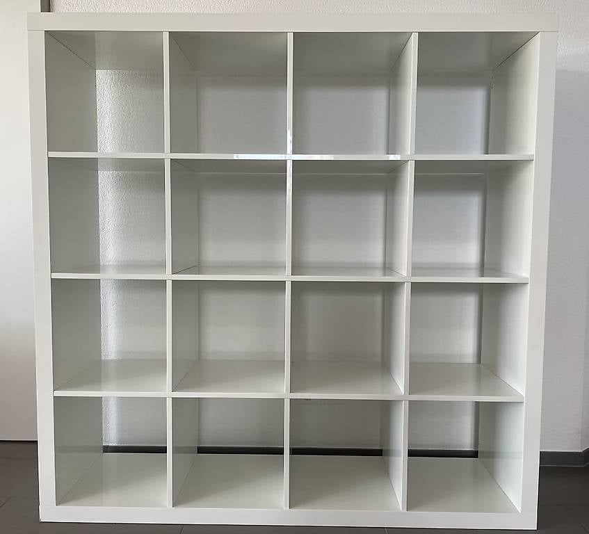 Étagères: Ikea Expedit (Vorgänger von Kallax) gratis abzugeben – D'occasion à Uster par ste.rue 1