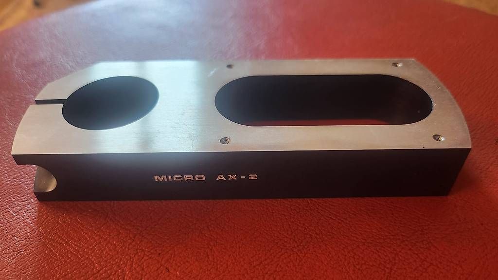 Tourne-disques: Micro Seiki Micro AX-2 – D'occasion à Etzelkofen par Razorball
