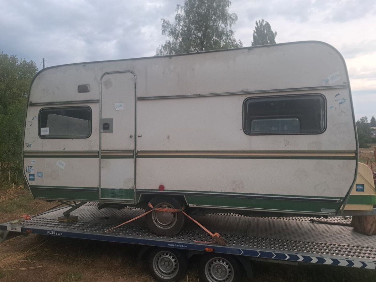 Remorques: Wohnwagen – Défectueux à Biembach par Bimbe1