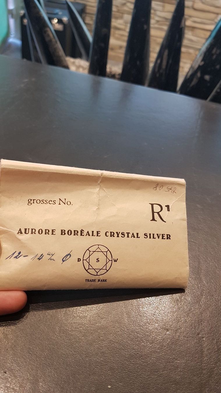 Swarovski Dosen: Original Swarovski Steinbriefe !! – Gebraucht aus Unterägeri von Altgoldschmuck 1