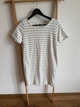 Sommerkleid Grösse M, ungetragen