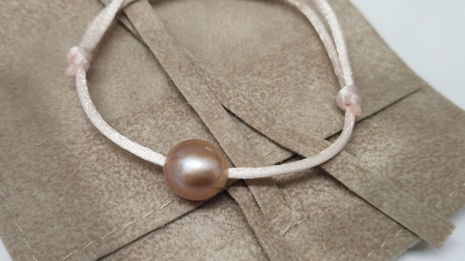 Bracciali & Braccialetti: bracelet cordon perle – Nuovo e nell'imballaggio originale da Collombey venduto da Preloveditems 1