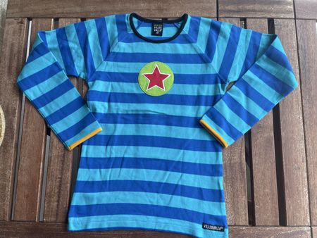 VillerValla Langarmshirt blau gestreift Grösse 134 neuwertig