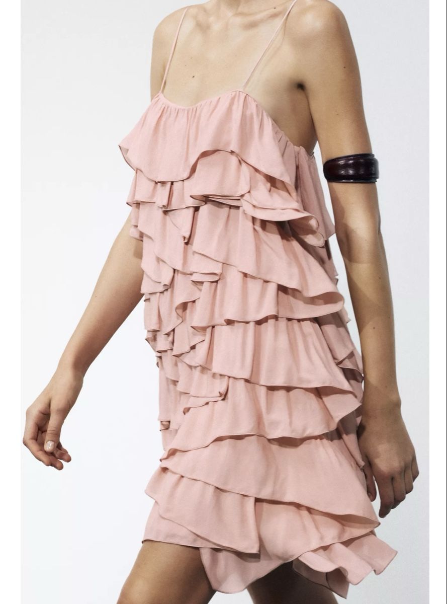 Zara Robes: Zara dress – Neuf avec emballage d'origine à Opfikon par aro_f66t