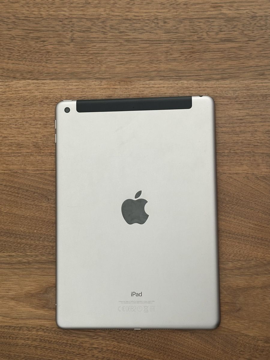 Apple Tablet PC: APPLE iPad 5. Generation (2017) – Usato da Kallnach venduto da sil_bq9c 1
