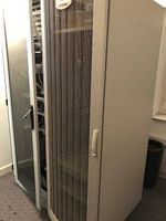 Netzwerkschrank / Computer Rack inkl. Zubehör