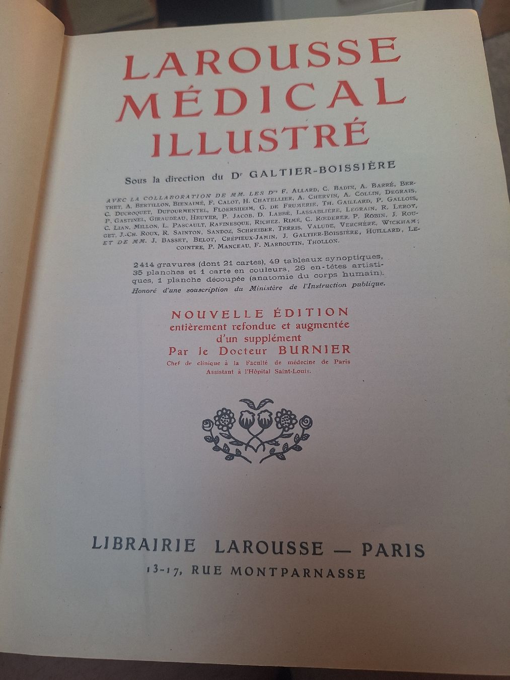 Libri: Larousse Médical Illustré, Édition 1929 – Usato da Tannay venduto da v1n1p00h 1