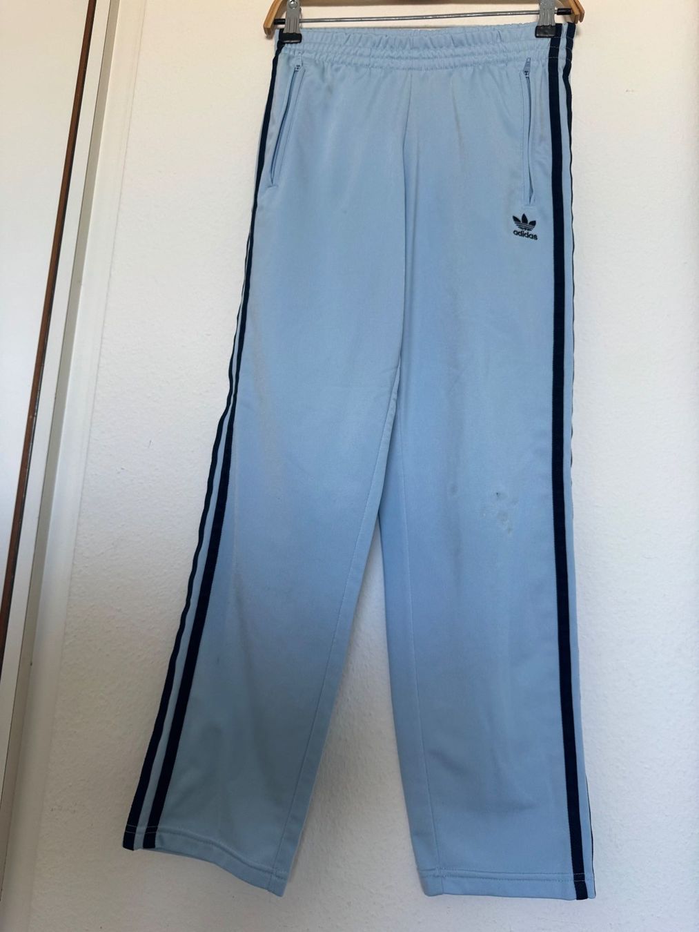 Kleiderpakete & -sets: Ensemble Training Adidas bleu clair 11-12ans – Gebraucht aus Chatelaine von lae_7h8n 2