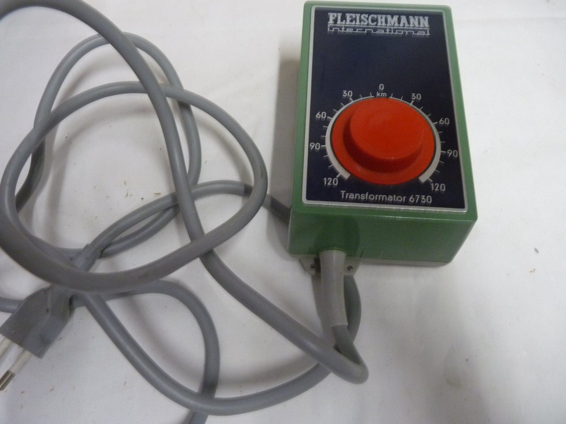 Fleischmann Batterie, Caricabatterie & Alimentatori: Spur N Fleischmann Transformator 6730 – Usato da Küsnacht ZH venduto da zoliboli01 5