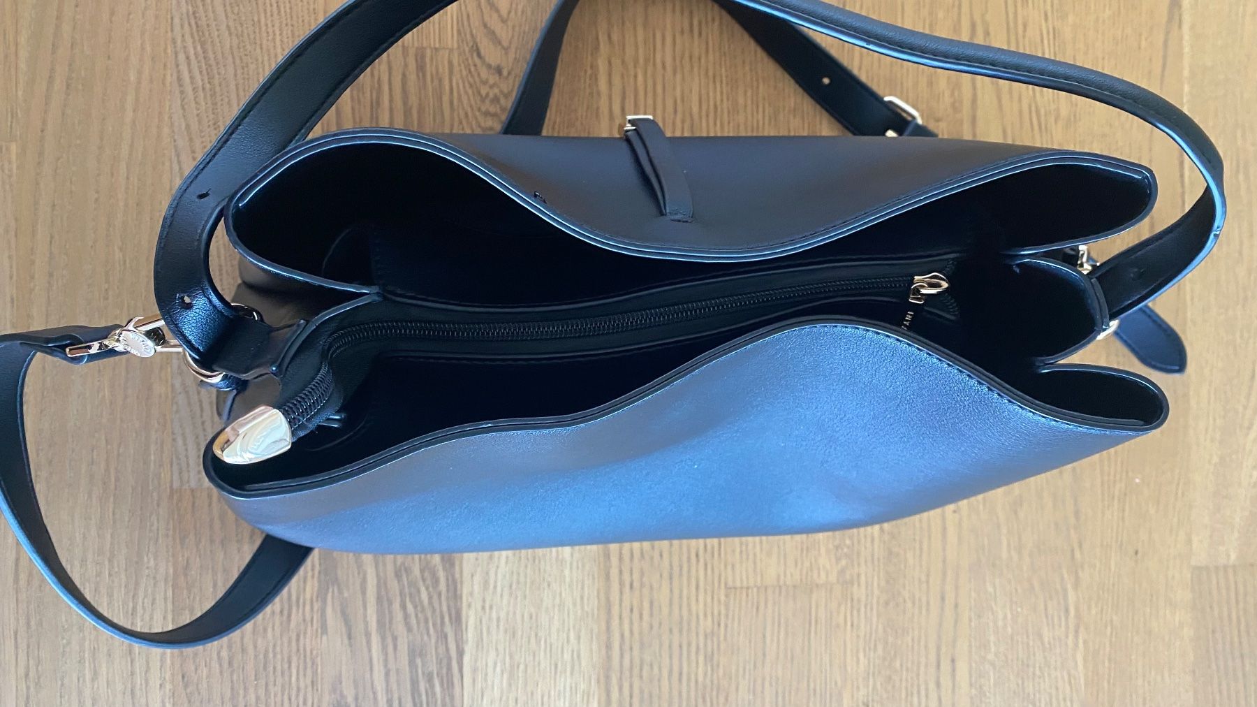 Borse: Handtasche INYATI – Usato da Starrkirch-Wil venduto da sclupain 1