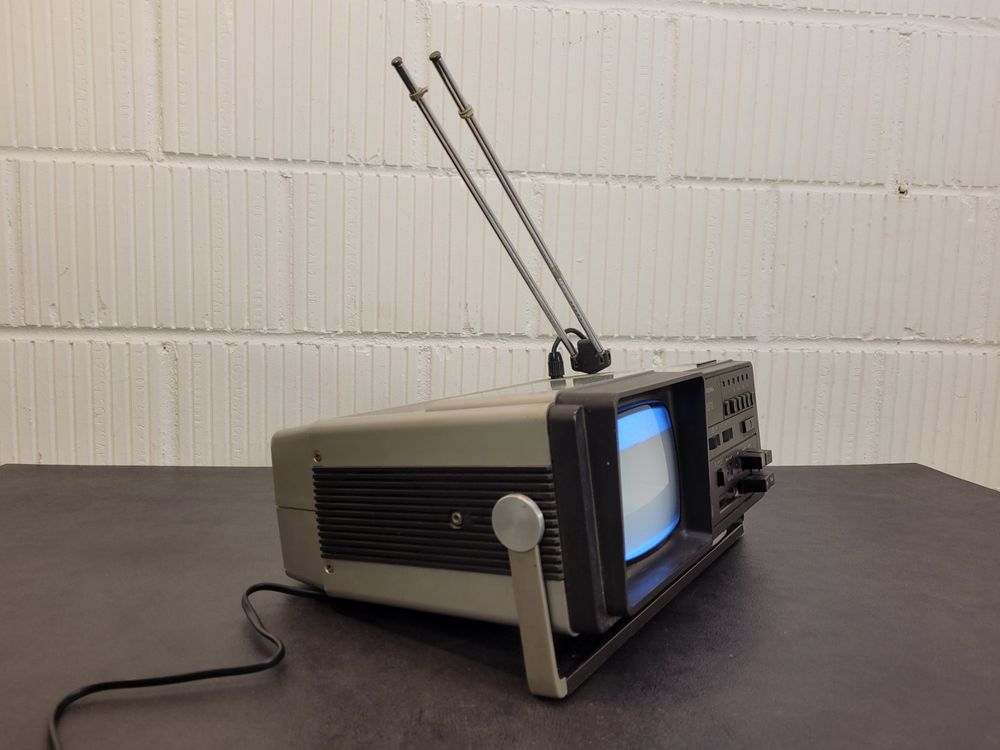 Grundig Triumph 580 TRC Portable TV Cassette Recorder 1980 J Kaufen