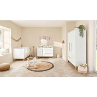 Hochwertiges Babyzimmer - Babybett unbenutzt 