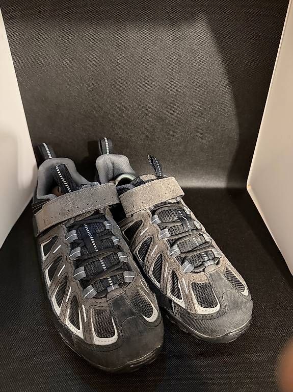 Specialized Herrenschuhe: Specialized MTB-Schuhe - Grösse 42 - mit SPD-Klicksystem – Gebraucht aus Winkel von Sergiom 4
