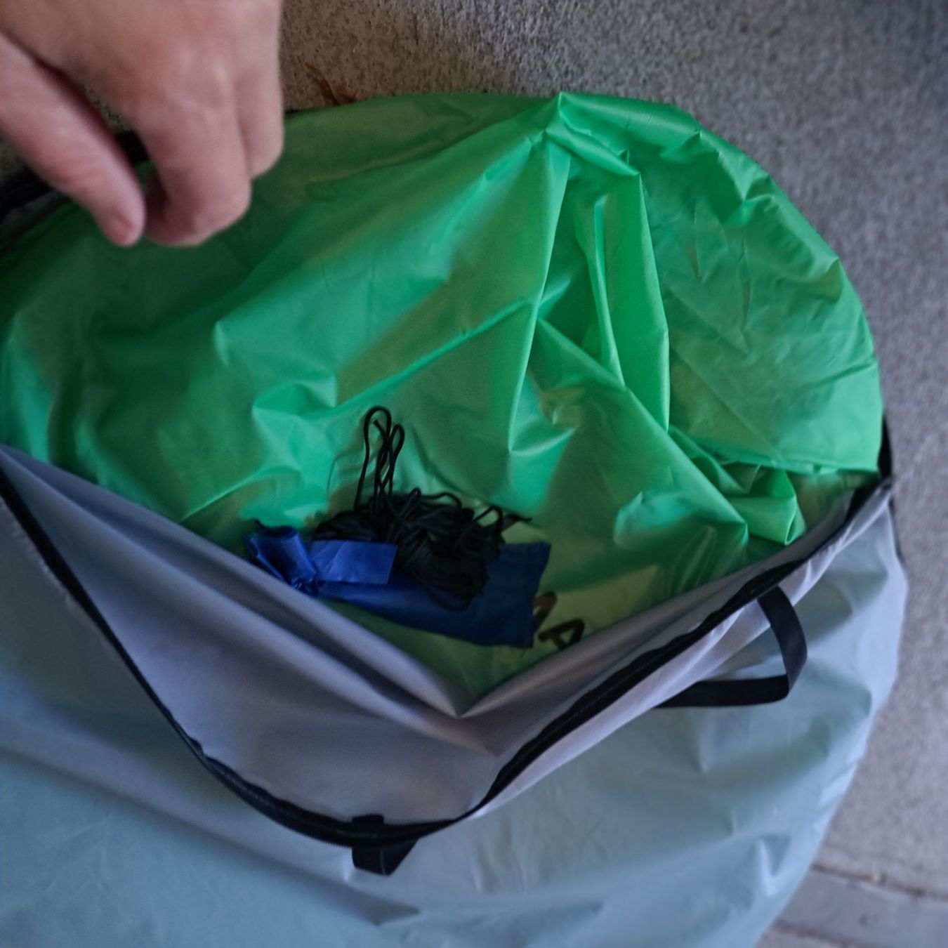 Zelte: Strandmuschel Dems – Gebraucht aus Unterentfelden von Miro-Lou 1