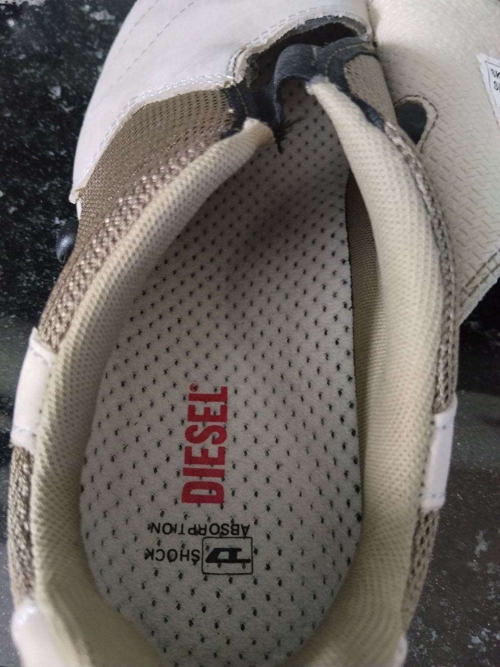 Diesel Chaussures hommes: Diesel schuhe sneakers vintage 2000 – D'occasion à Orvin par Ahx 2
