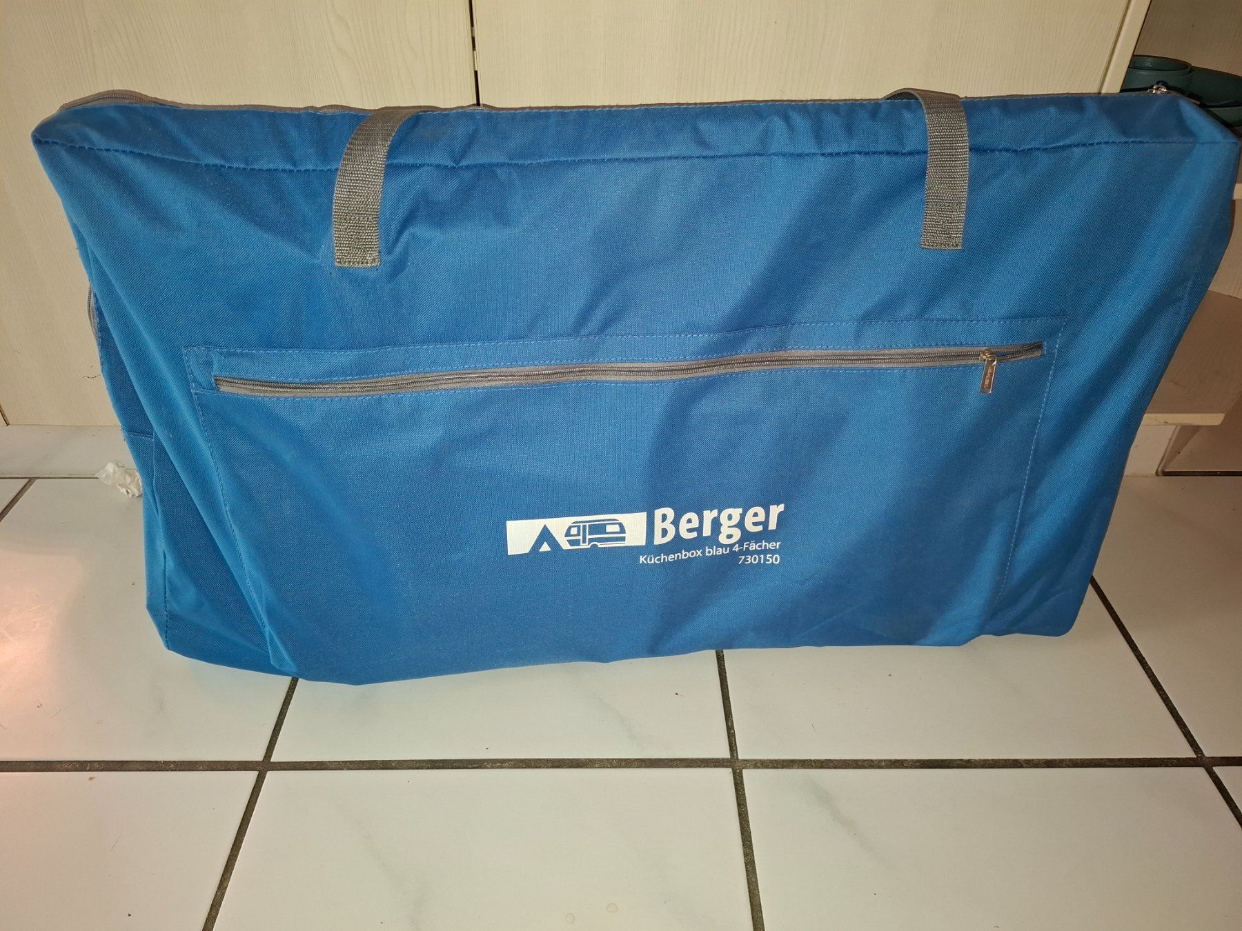 Cucine complete: Berger Küchenbox blau 4-Fächer – Usato da Domat/Ems venduto da Buendnerin_92