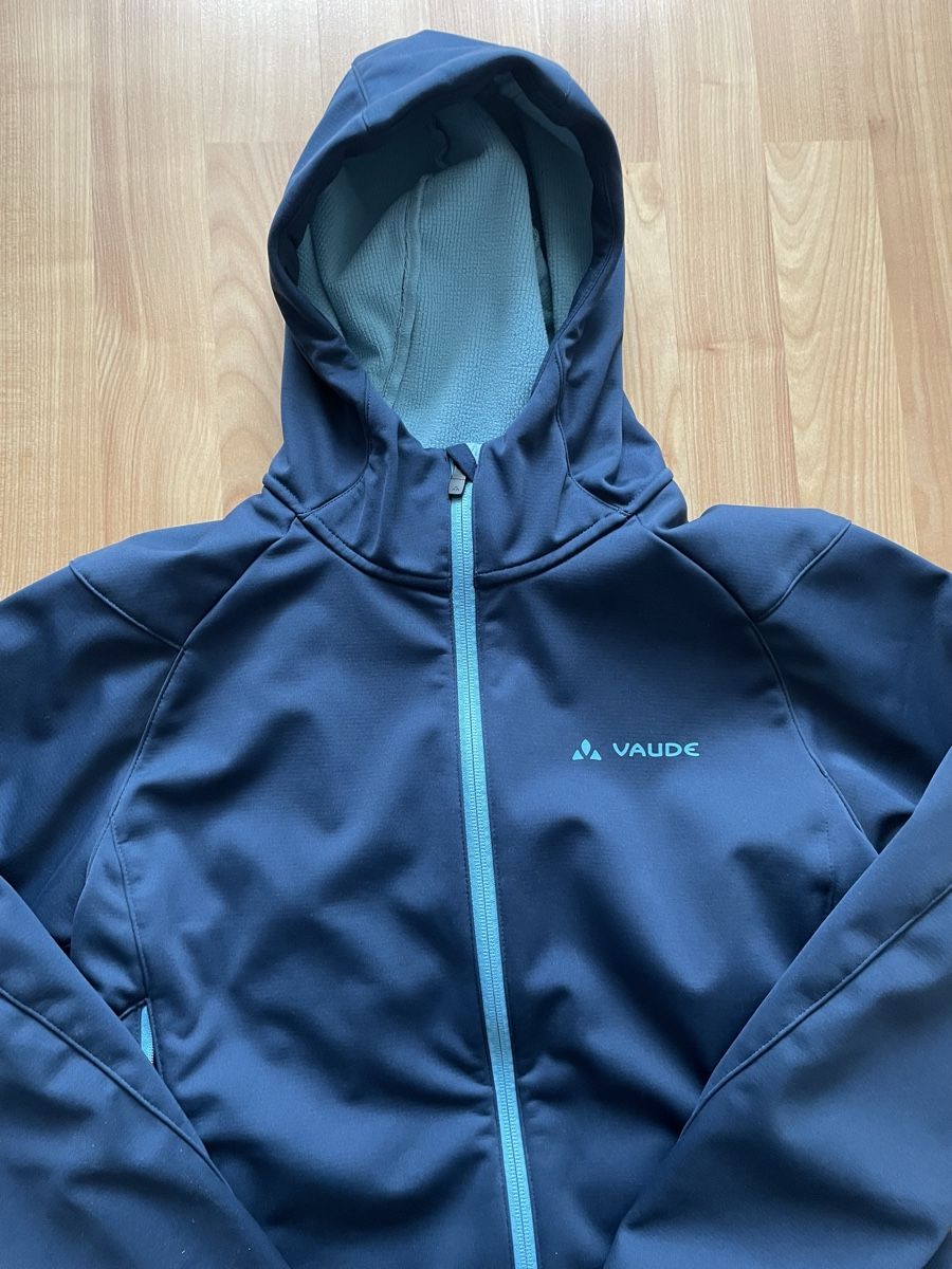 Vestes: Qimsa Softshell Jacke gr 36 – Neuf (Voir description) à Chur par dor_jg2q 1