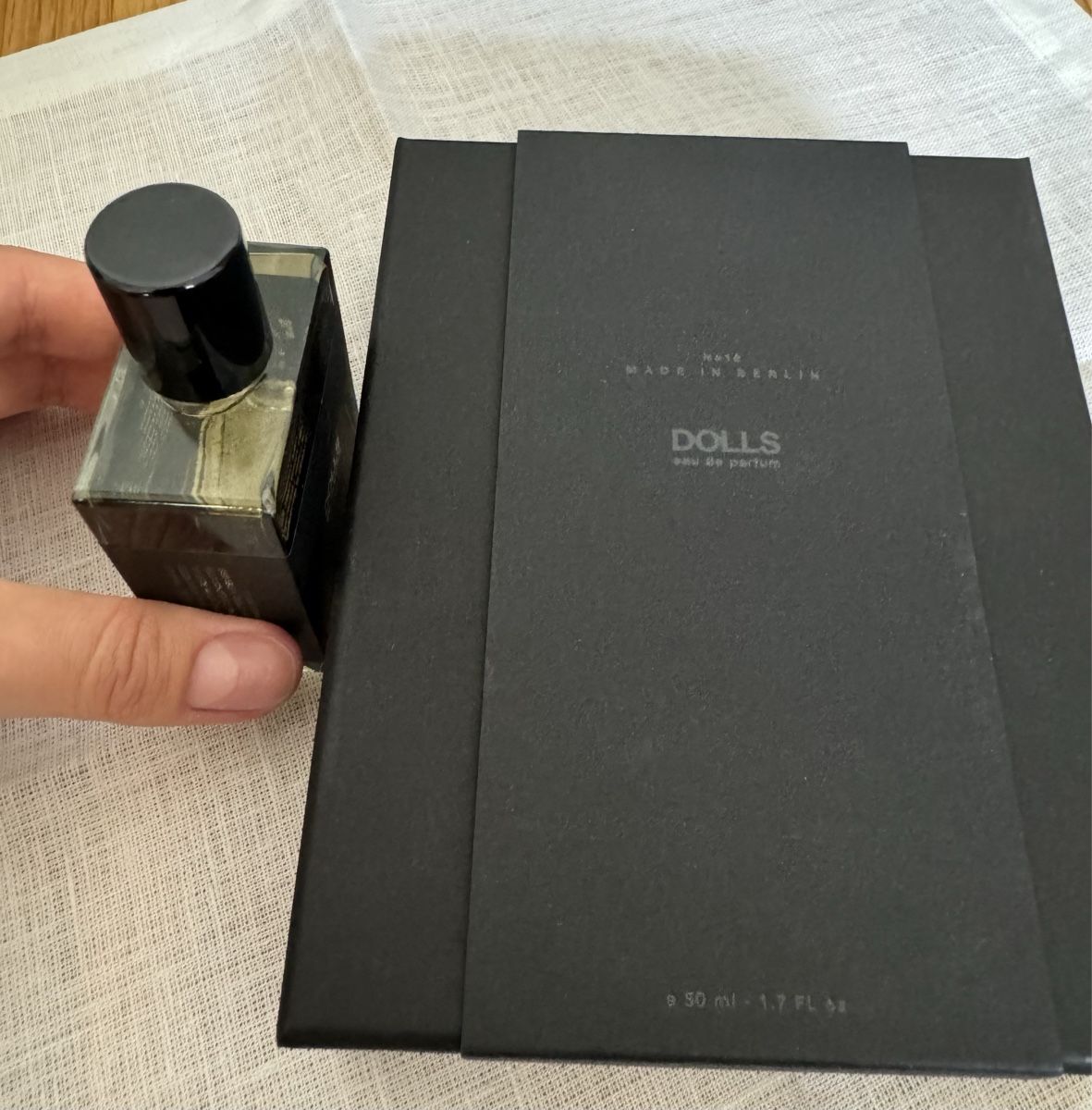 Profumi & Eau de Toilette: Dolls von Moth and Rabbit Perfumes – Usato da Zürich venduto da Loveparfumes 1