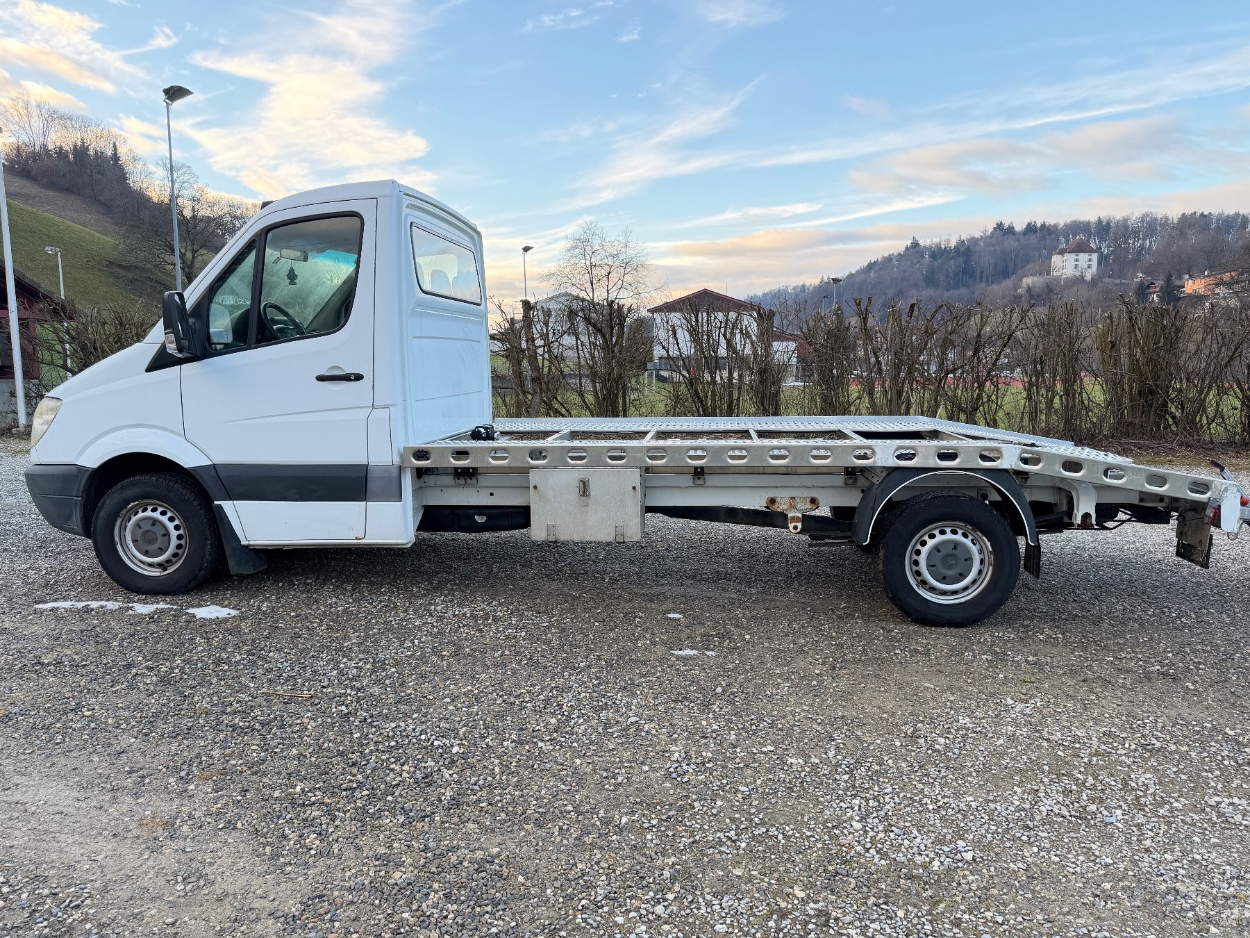 Mercedes-Benz Veicoli commerciali: Autotransporter 1600 kg Nutzlast – Usato da Muhen venduto da Vito-Automobile 4