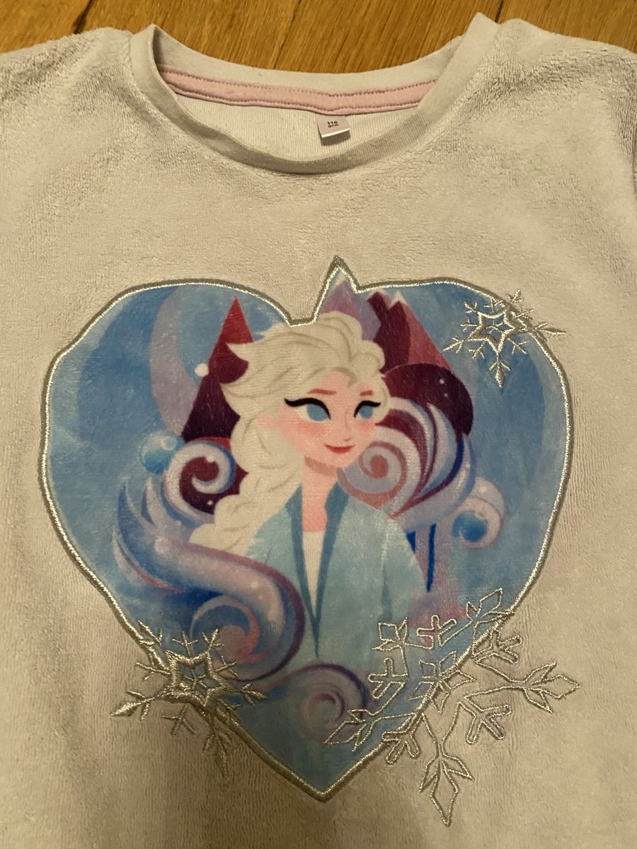 Disney Pyjamas & Ähnliches: C&A Disney Frozen Pyjama, Grösse 116 – Gebraucht aus Bern von Elisa64 1