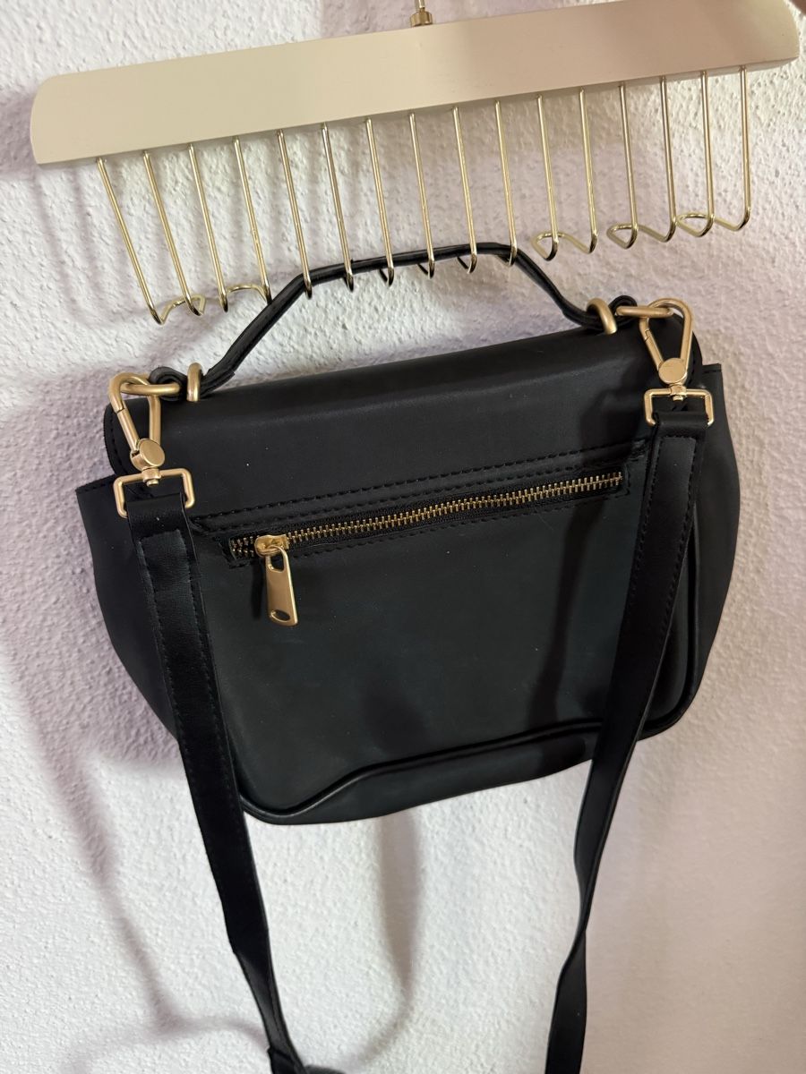 Juicy Couture Taschen für Damen: Juicy Couture Umhängetasche – Gebraucht aus Zürich von rio_lbs5 3