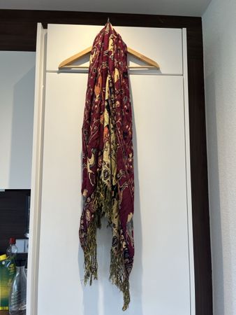 Wunderschöner Schal aus Pashmina (Kaschmir-Seide-Gemisch)