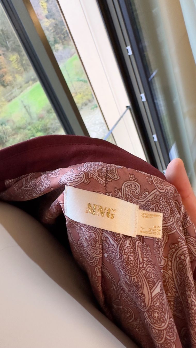 Kostüme: Mango-Kostüm – Neu (gemäss Beschreibung) aus Adliswil von RicPro 7