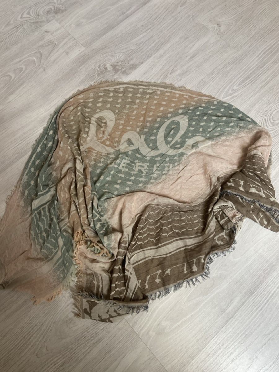 Lala Berlin Foulard & Sciarpe: Lala Berlin Dreiecktstuch – Nuovo (secondo la descrizione) da Wiesendangen venduto da Jafani