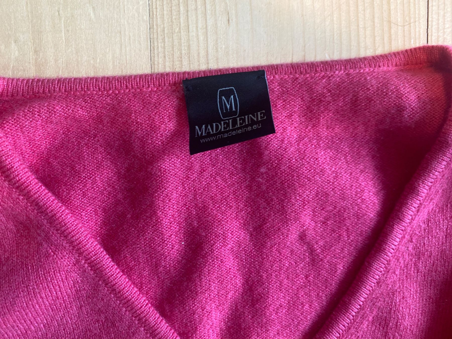 Lotti di vestiti: 2 Stück Kaschmirpullover MADLEINE / ST. EMIL Gr. 36 / 38 – Usato da Frasnacht venduto da GracyStore 1