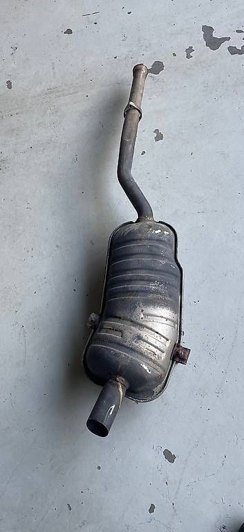 Sistemi di scarico: BMW E36 320i Auspuff Endschaldämpfer – Usato da Uttigen venduto da power87 1
