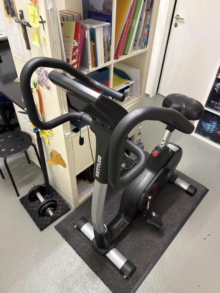 Kettler Hometrainer: Kettler Ergometer E7 Heimtrainer – Usato da Zug venduto da swatsch 4