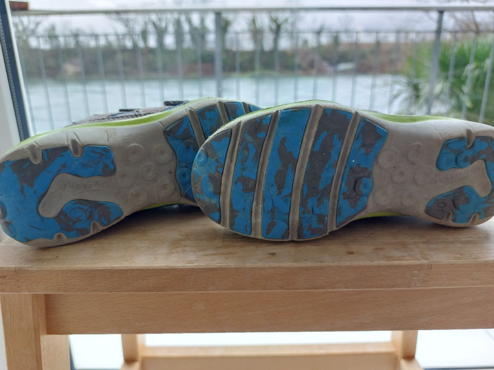 Superfit Scarpe per ragazzi: Superfit Kinder Schuhe, Grösse 30 – Usato da Mumpf venduto da Pat17 1