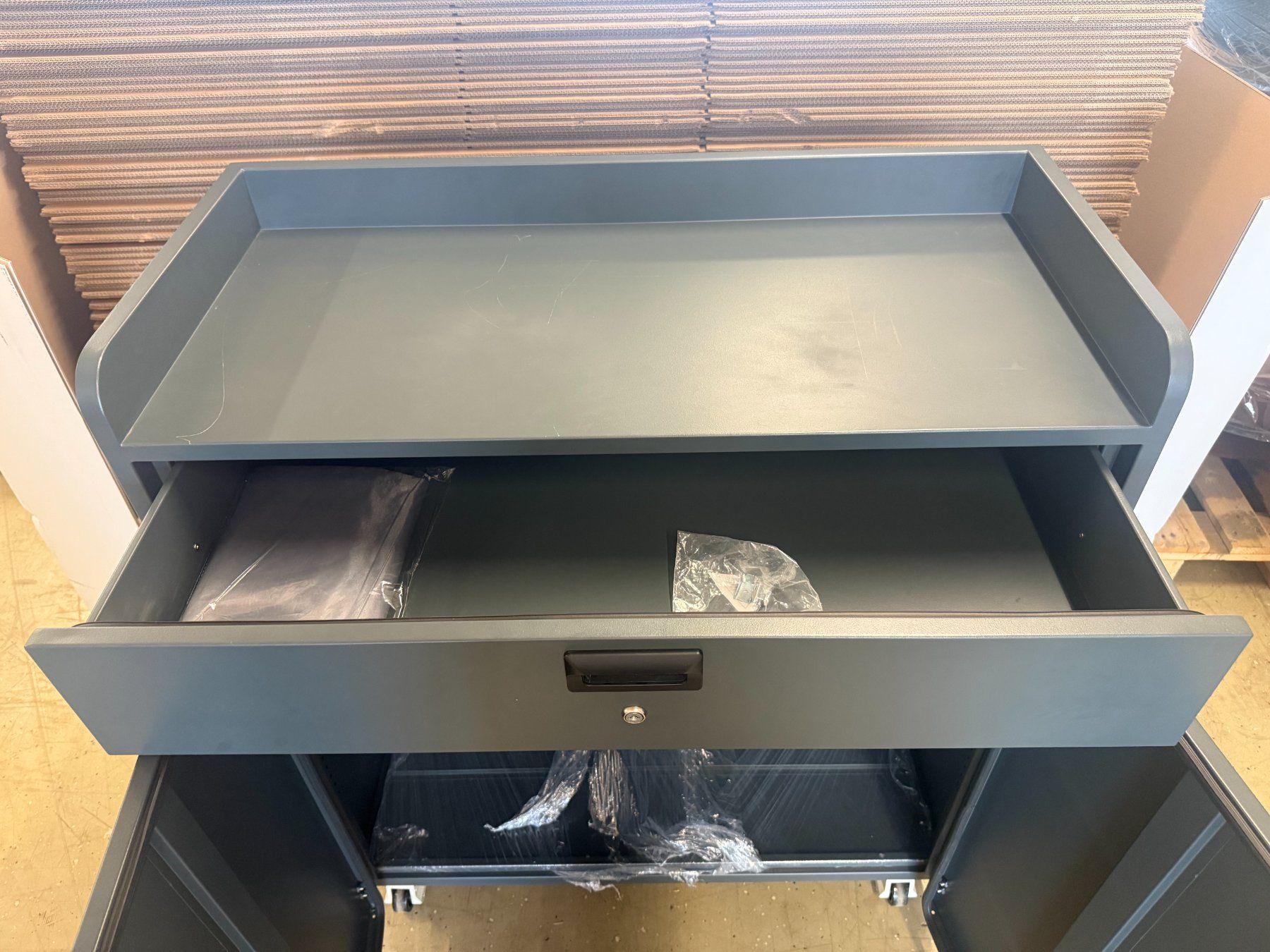Cassettiere: Servicestation "Gastro Pro", anthrazit, 100x45x120cm – Usato da Triengen venduto da Michele-G 4