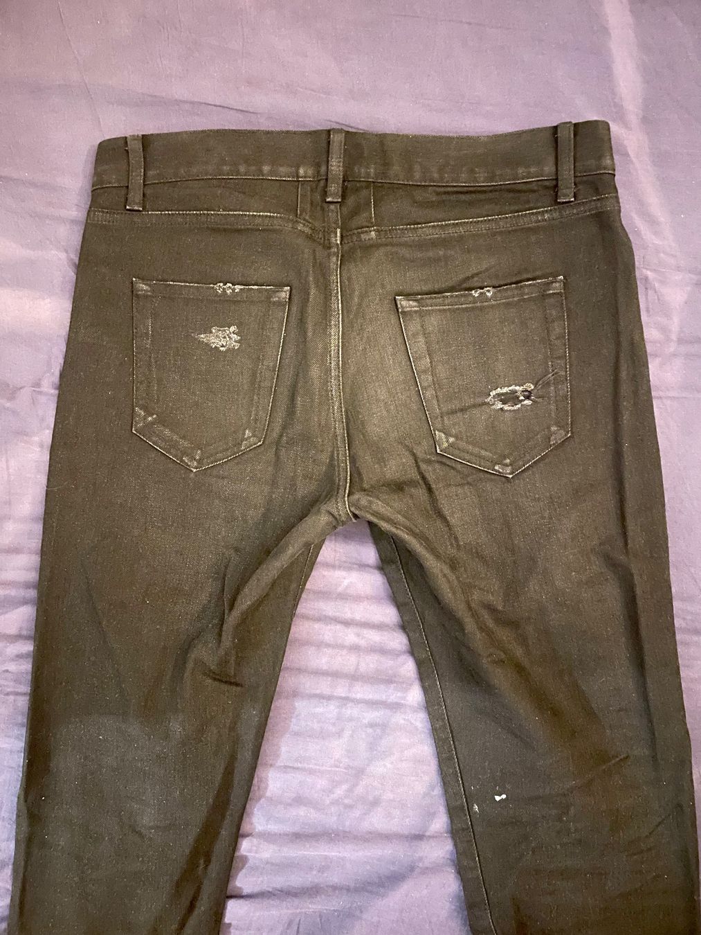 Saint Laurent Jeans: Jeans noir Yves Saint Laurent – Usato da genève venduto da champanonono 1