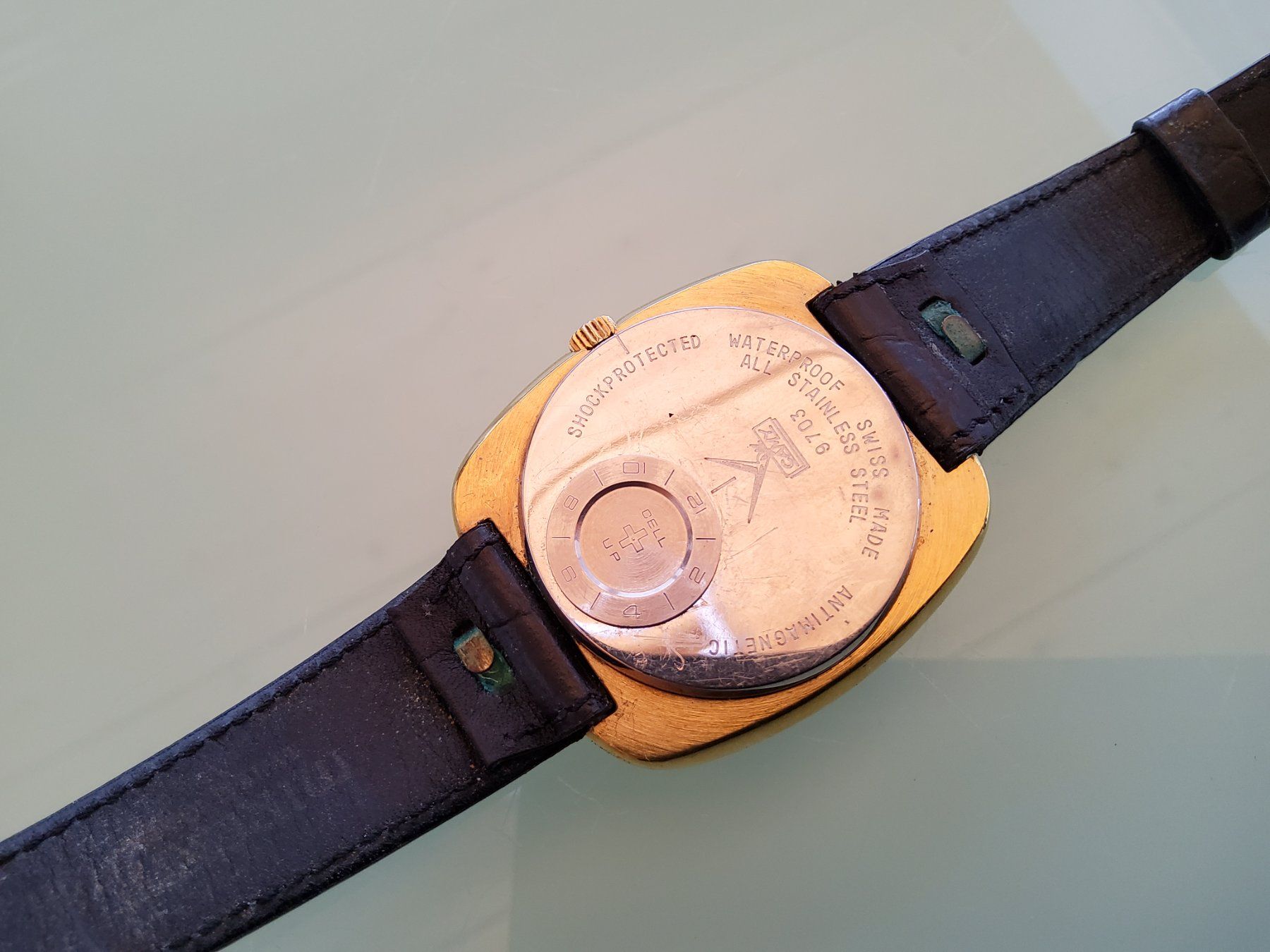 Montres: Montre bracelet Camy  – Défectueux à Malleray par Broc-Mo 4