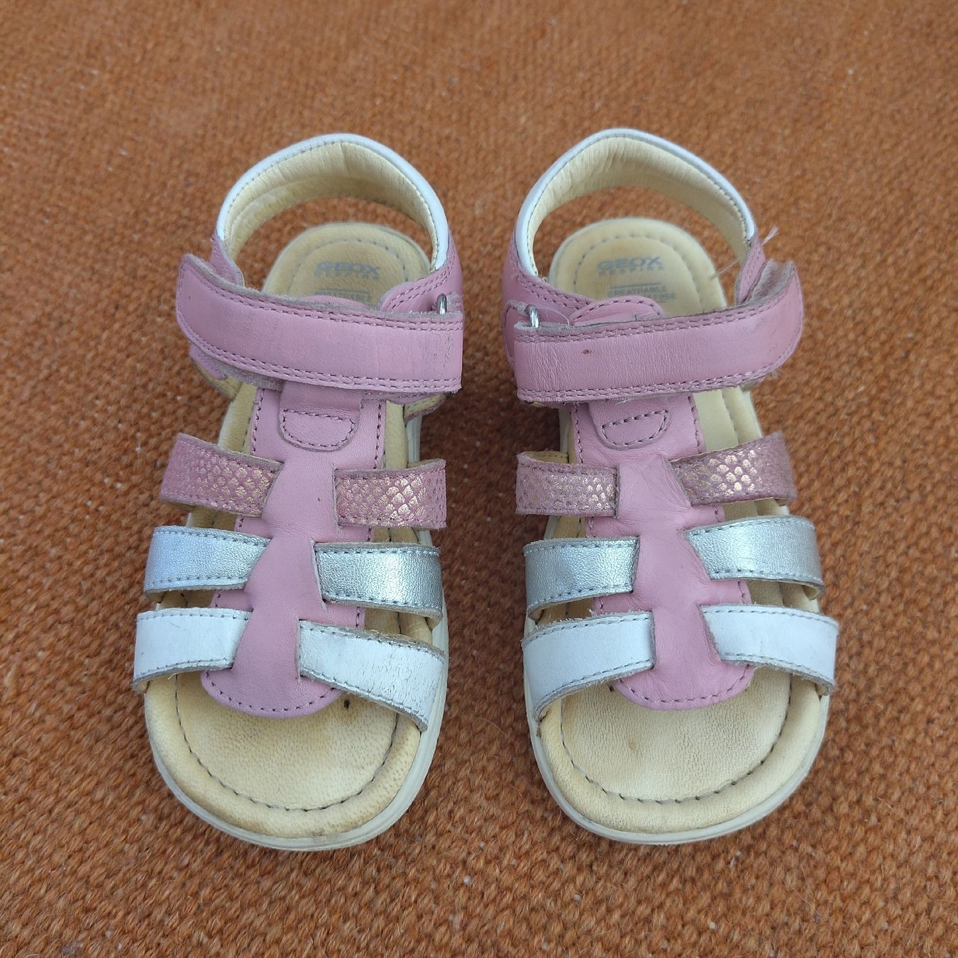 Geox Chaussures filles: Leder - Sandalen Geox Gr.27 – D'occasion à Genève par Lenawi