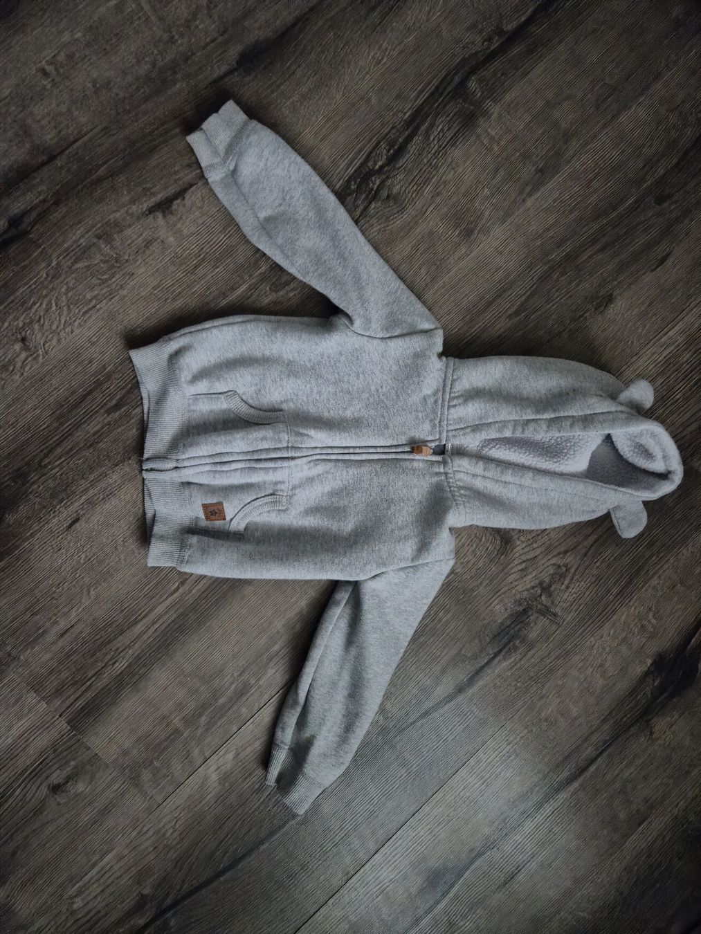Maglioni & Felpe: Kinder Pulli Grösse 12-18Monat – Usato da Leuggern venduto da MonaM90 1