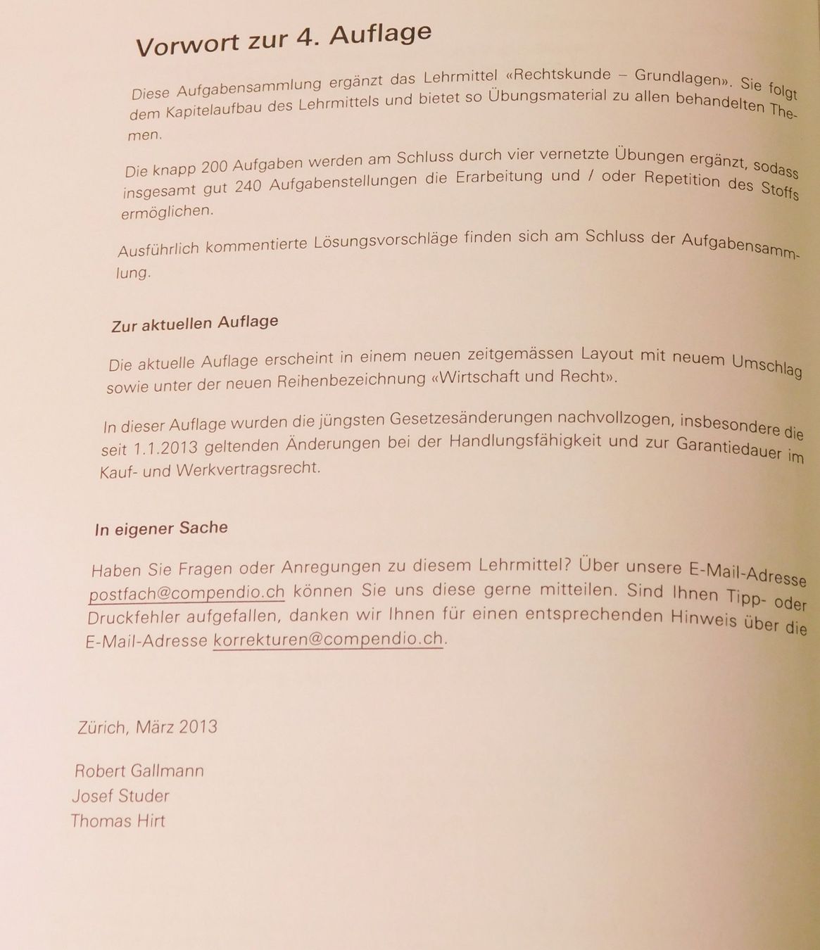Livres: Buch Rechtskunde 2013 und 2015er – D'occasion à Emmenbrücke par Neverlaand-22 4