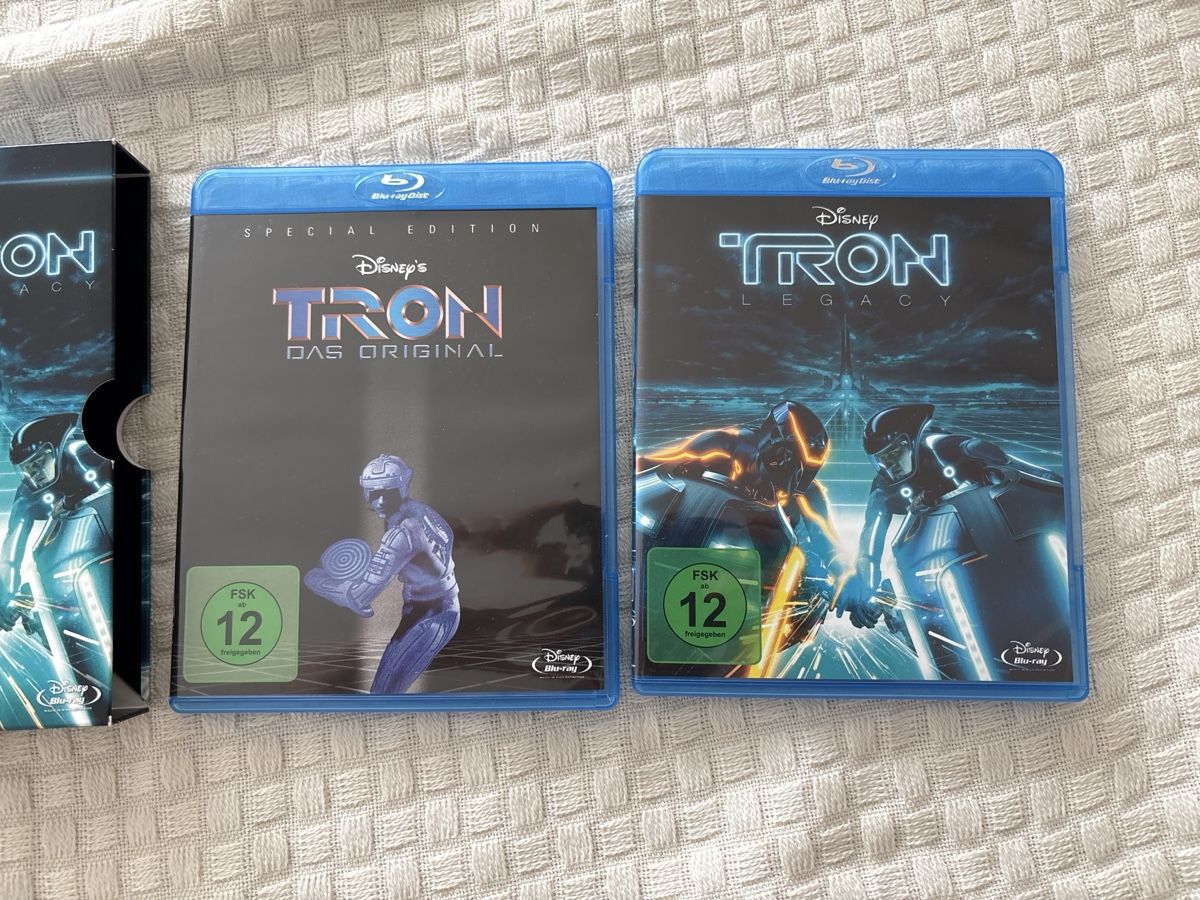 Tutti i DVDs: Tron collection – Usato da Oberentfelden venduto da Rabaelikus 2